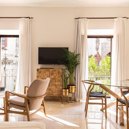 Puerta Catedral Apartments Seville Ngoại thất bức ảnh