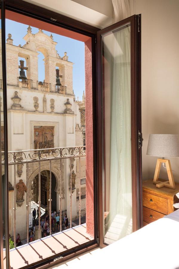 Puerta Catedral Apartments Seville Ngoại thất bức ảnh