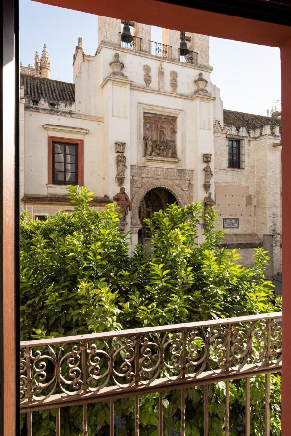 Puerta Catedral Apartments Seville Ngoại thất bức ảnh