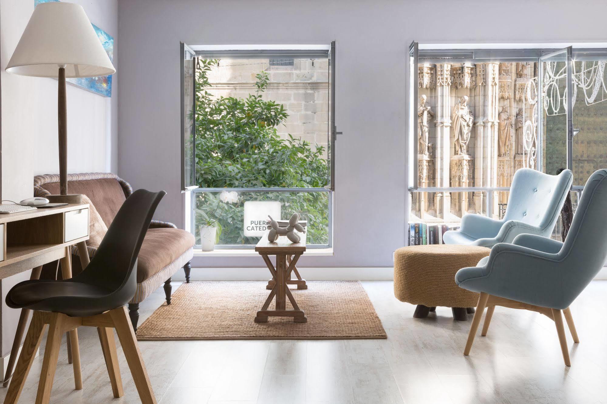 Puerta Catedral Apartments Seville Ngoại thất bức ảnh